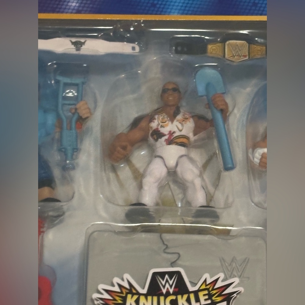 WWE Knuckle Crunches 3 Action Figure Set New in Box - Picture 3 of 6